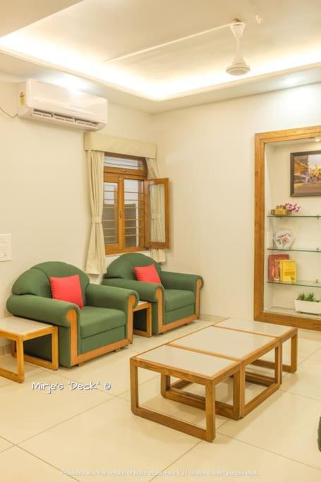 Mirje'S Deck - Homestay - Family Rooms Colhapur Exterior foto