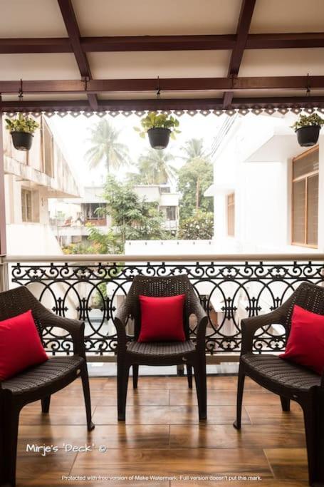 Mirje'S Deck - Homestay - Family Rooms Colhapur Exterior foto